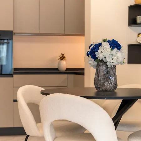 Queen Margaret Boutique Holiday home Rimini