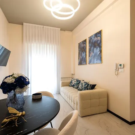 Queen Margaret Boutique * Rimini
